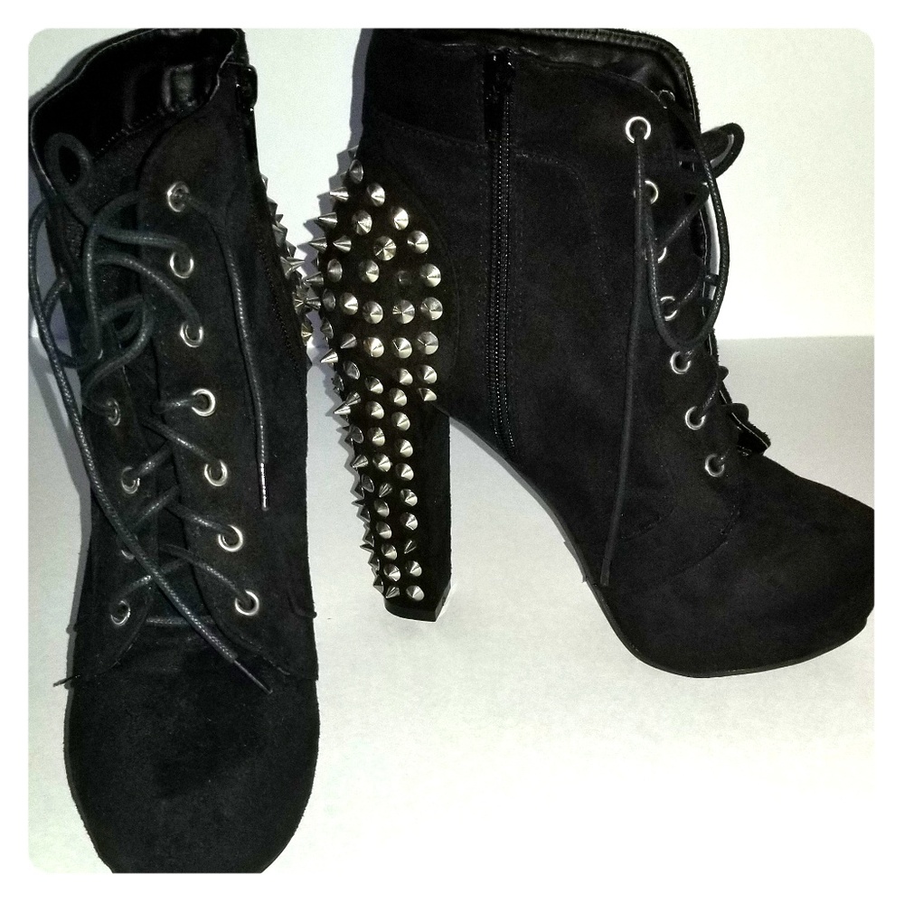 Spiked boots